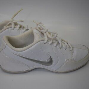 NIKE Dance Athletic‎ Shoes Womens Leather Size 7.5 WHITE SILVER 366191-103